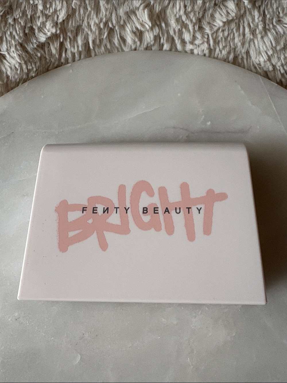Fenty Beauty Bright Highlighter LAVENDER 01